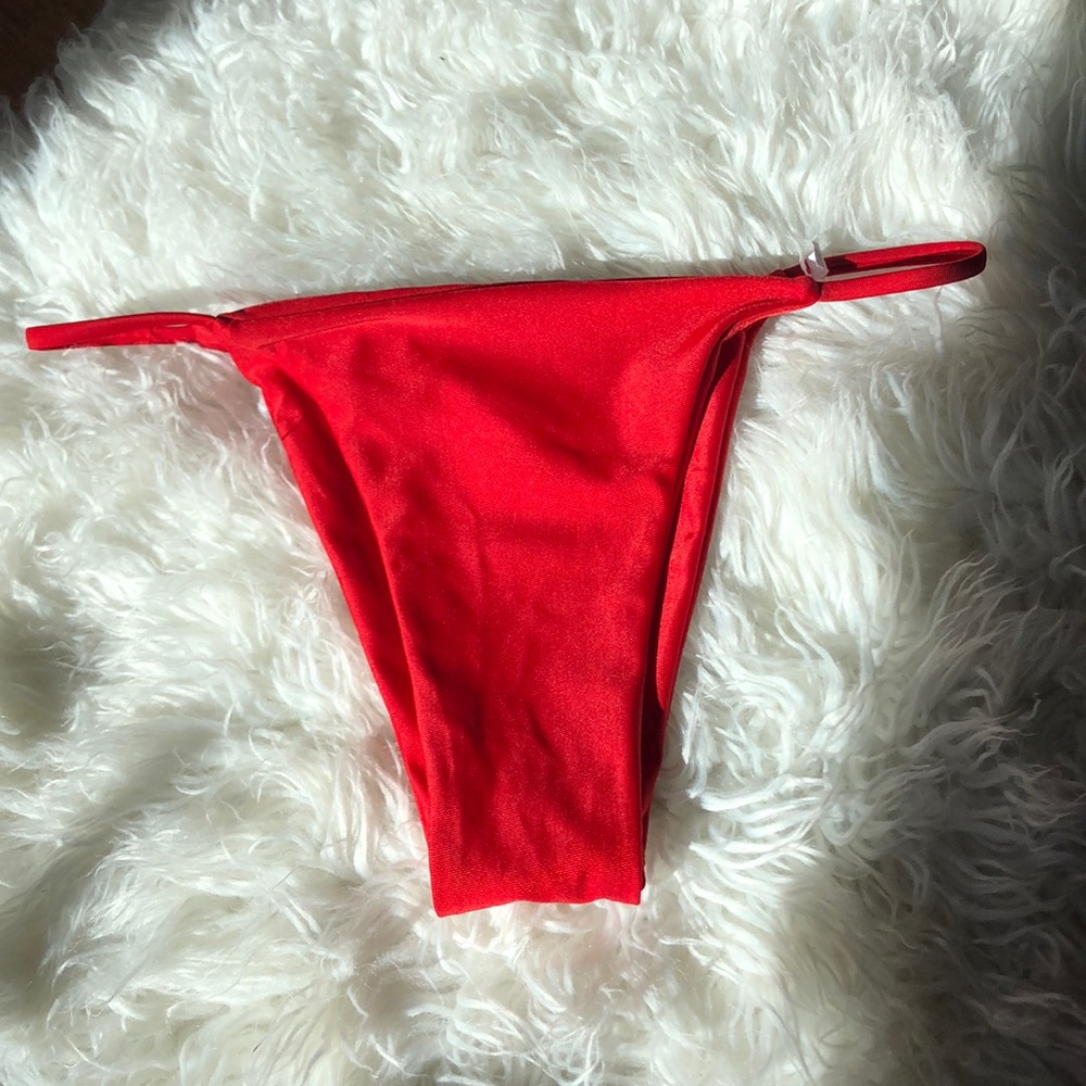 ❤️ Red bikini bottoms ❤️